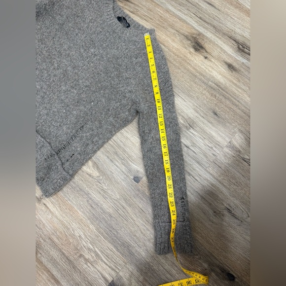 360 Sweater Tan Crew Neck Knit - Picture 9 of 10